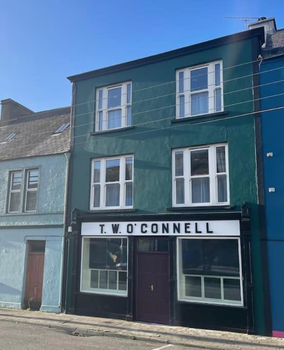 فيلا Tw O Connell Old World Irish Pub كاهيرسيفين المظهر الخارجي الصورة