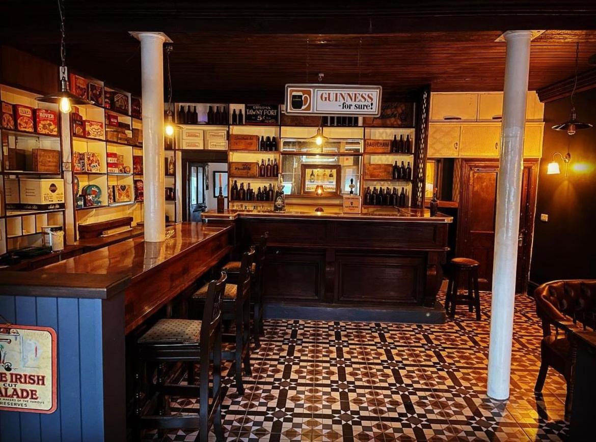 فيلا Tw O Connell Old World Irish Pub كاهيرسيفين المظهر الخارجي الصورة
